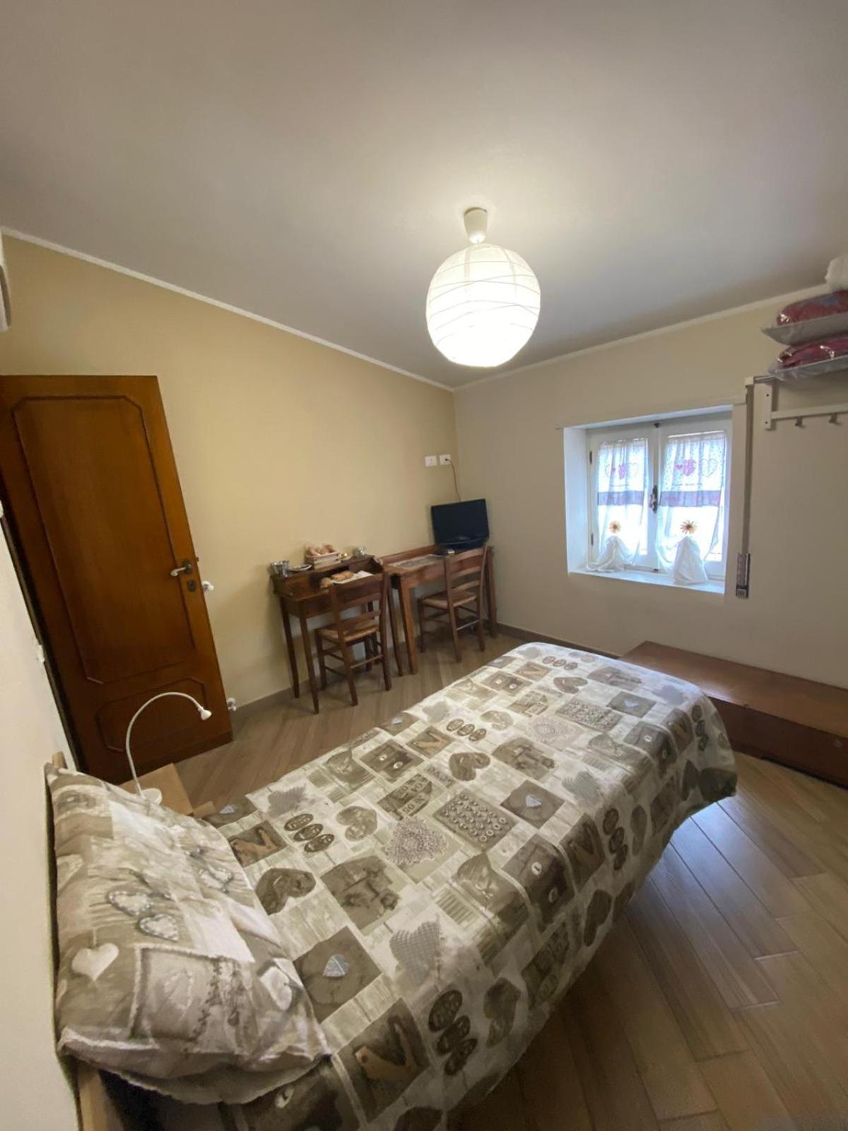Roma Fuori Porta Bed & Breakfast ซานเชซาเรโอ ภายนอก รูปภาพ
