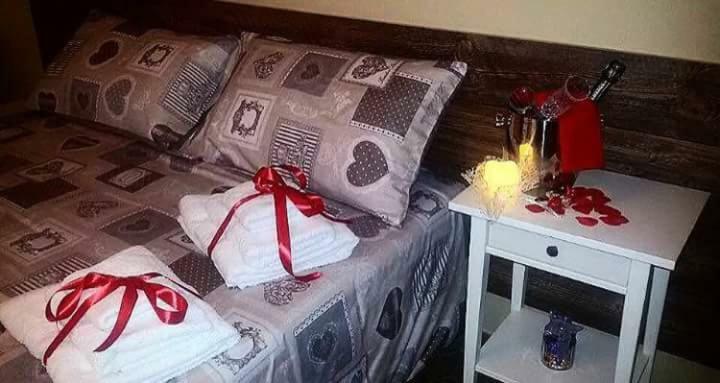 Roma Fuori Porta Bed & Breakfast ซานเชซาเรโอ ภายนอก รูปภาพ