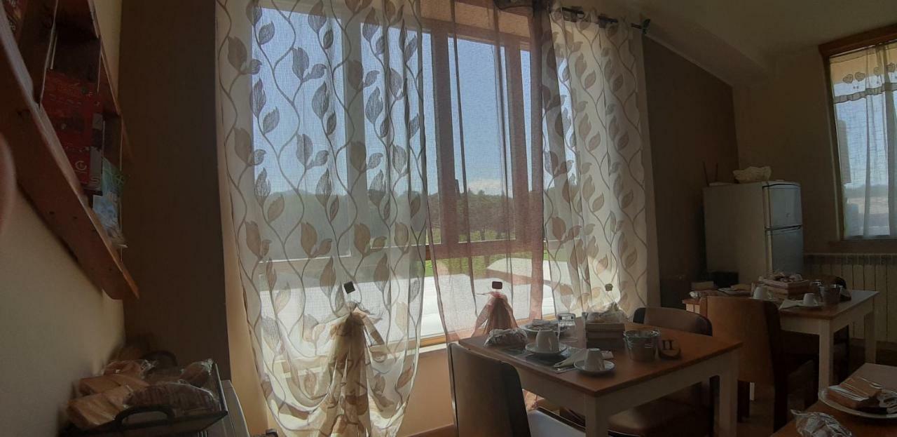 Roma Fuori Porta Bed & Breakfast ซานเชซาเรโอ ภายนอก รูปภาพ